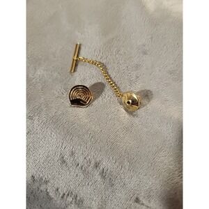 vintage united way giving hand gold‎ tone tie tack  bar
